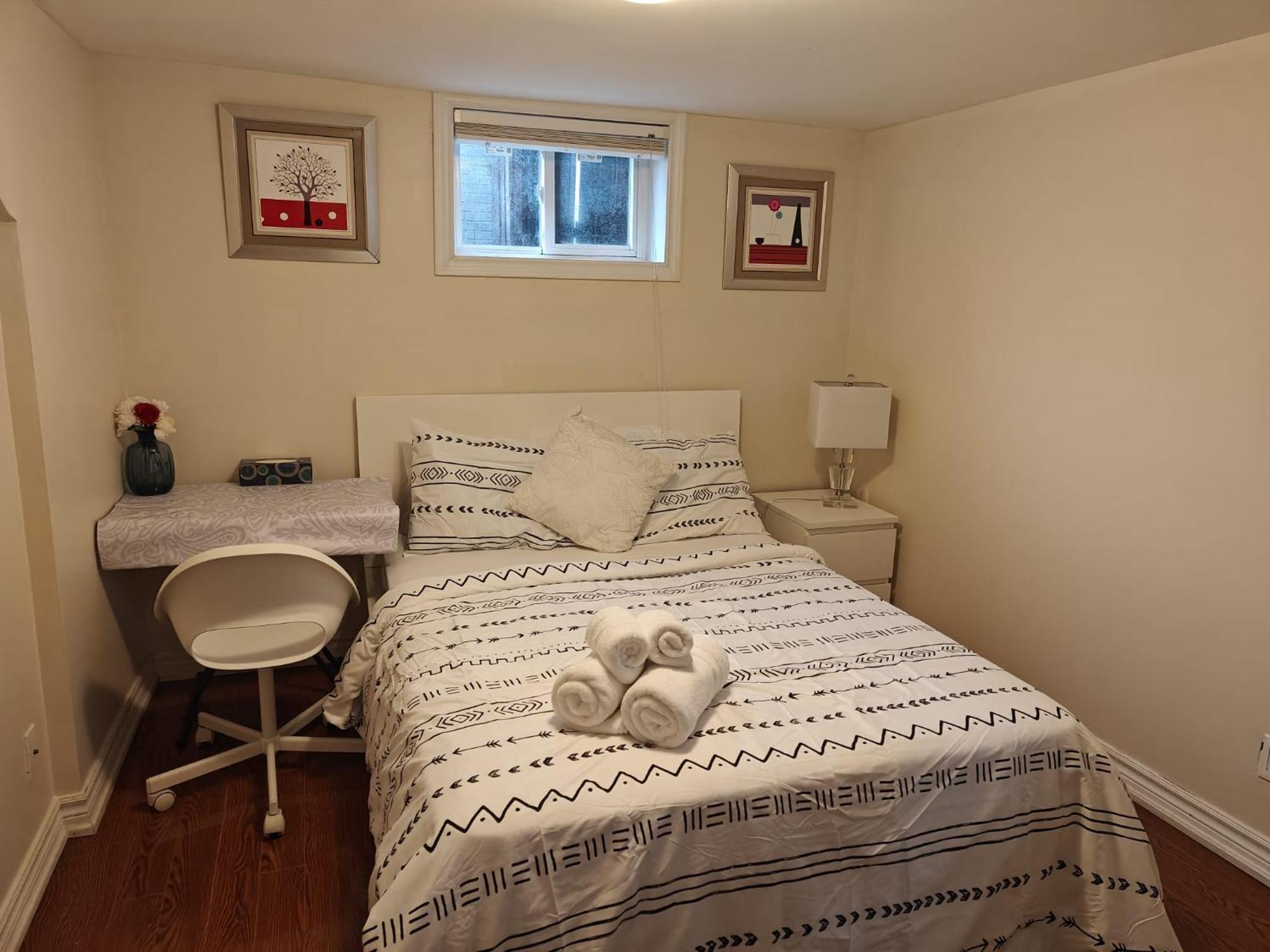 טורונטו Spacious Mbr Near Kennedy Subway & Go מראה חיצוני תמונה
