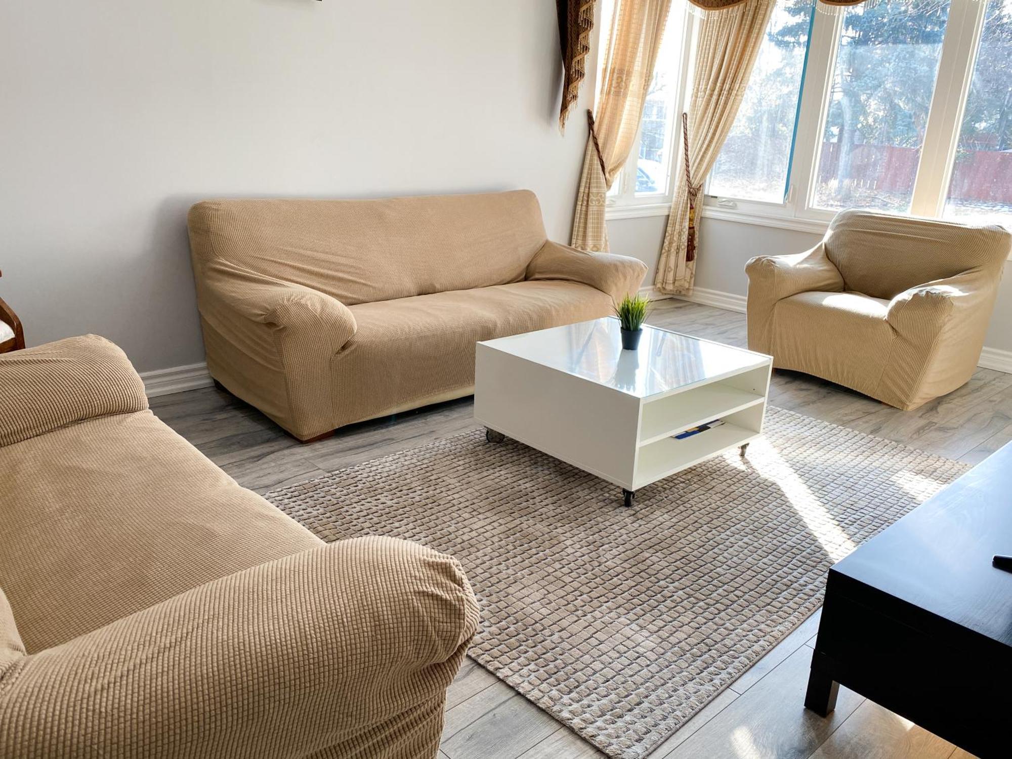 טורונטו Spacious Mbr Near Kennedy Subway & Go מראה חיצוני תמונה