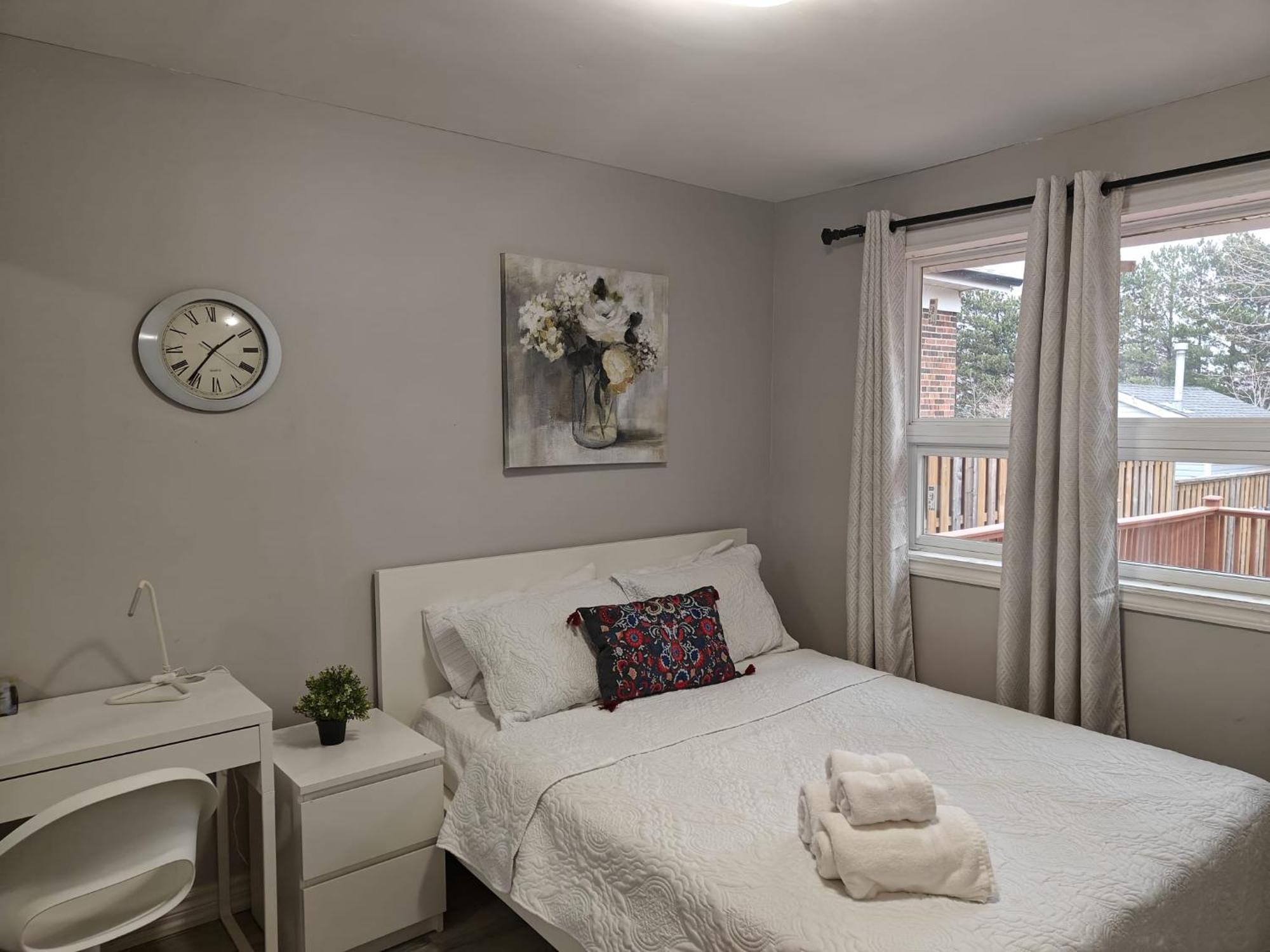 טורונטו Spacious Mbr Near Kennedy Subway & Go מראה חיצוני תמונה
