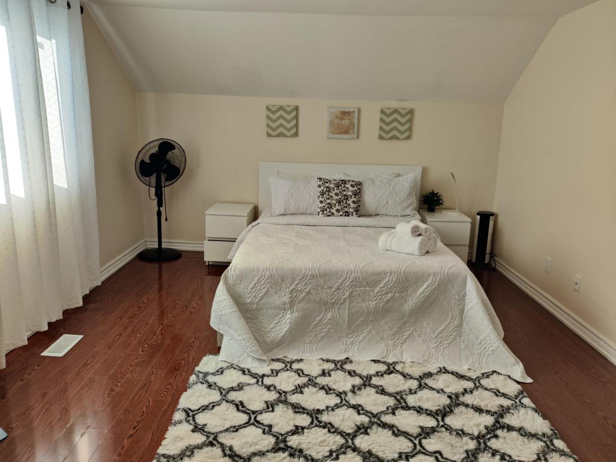 טורונטו Spacious Mbr Near Kennedy Subway & Go מראה חיצוני תמונה